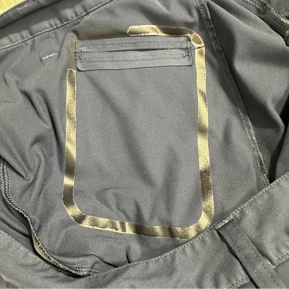 Rhone Slim Commuter pants, blue, size 38, lightweight, polyester - Picture 13 of 14